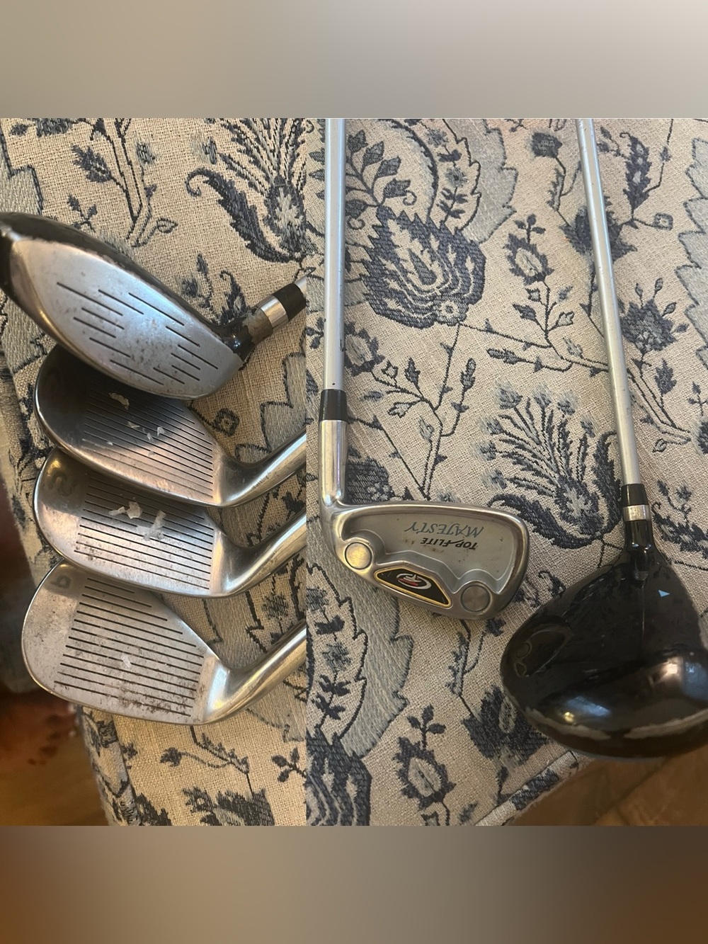 Top-Flite Majesty golf clubs set of 6